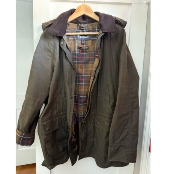 Women's Barbour Beadnell Jacket, Olive - Picture 1 of 3